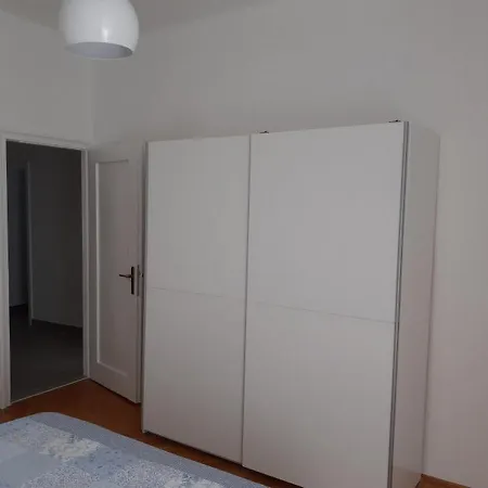 Apartment Dusan Malinska